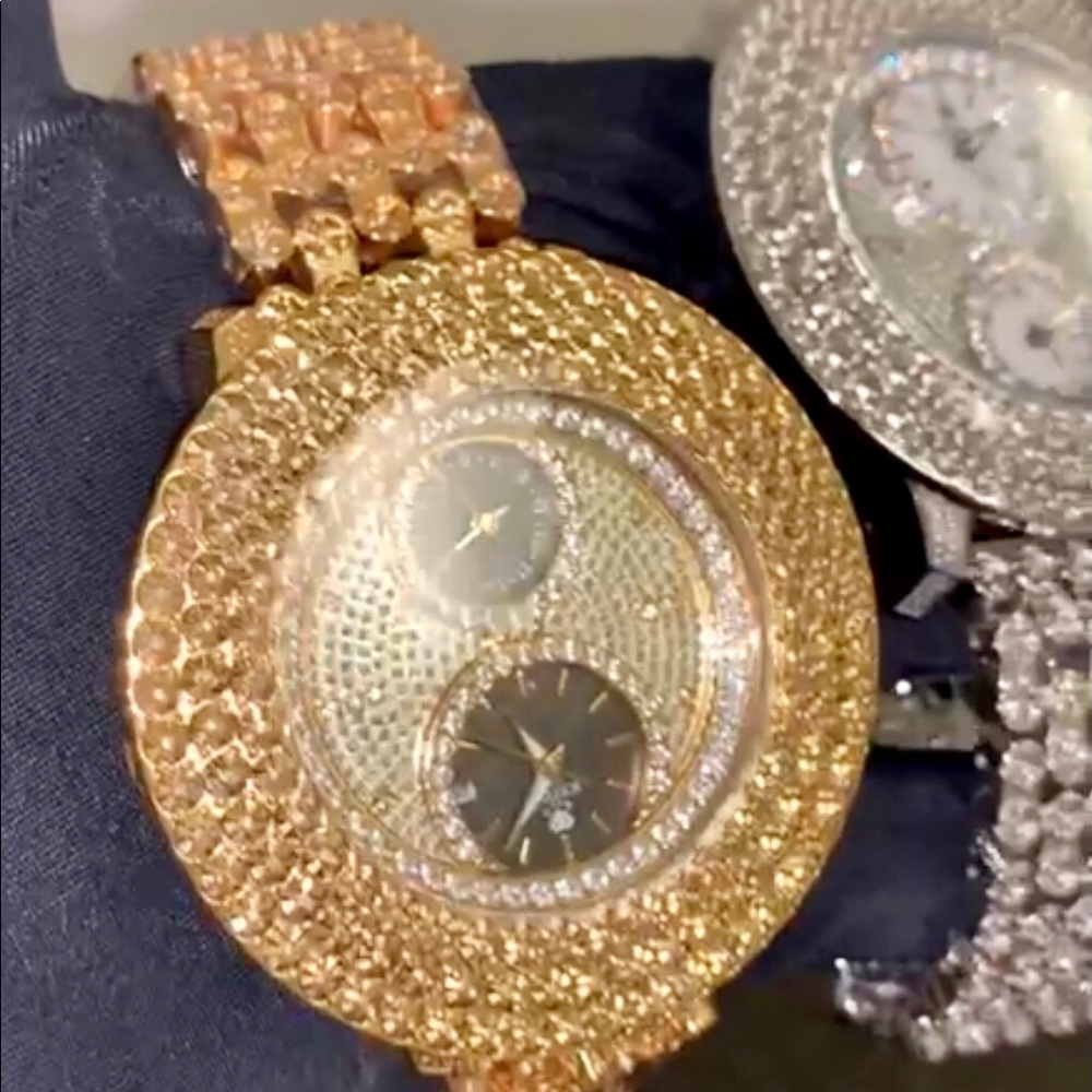 REAL 2 cttw diamond men’s watch. NOT FAKE NOT CZ!! - Picture 1 of 5